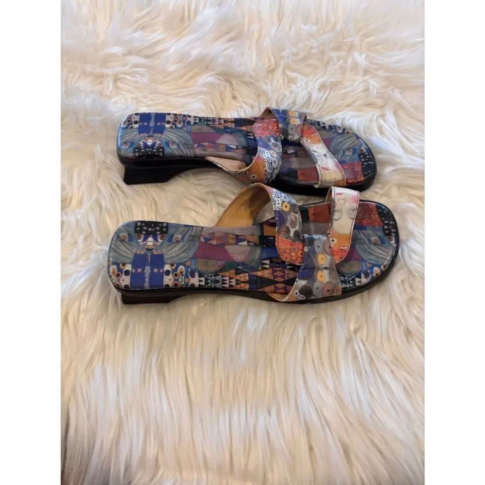 ICON Women's Multi-Color Patterned Slide Sandals - Picture 5 of 6